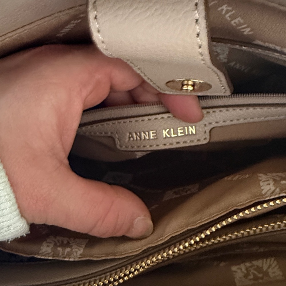 Anne Klein Blush Pink Tote Bag - Picture 6 of 6